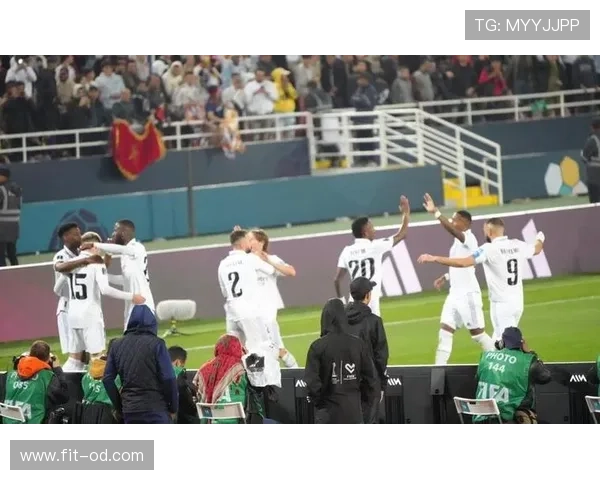 皇马更衣室权力重新分配，球队凝聚力与战术稳定性面临考验