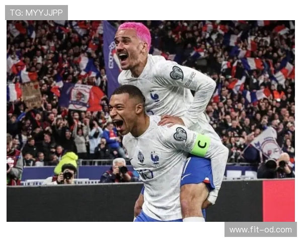 格里兹曼与姆巴佩核心定位对比：不同时代的战术角色解析